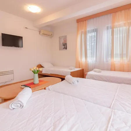 Serafimoski Guest house *