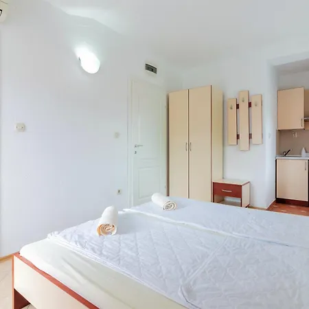 Serafimoski Guest house